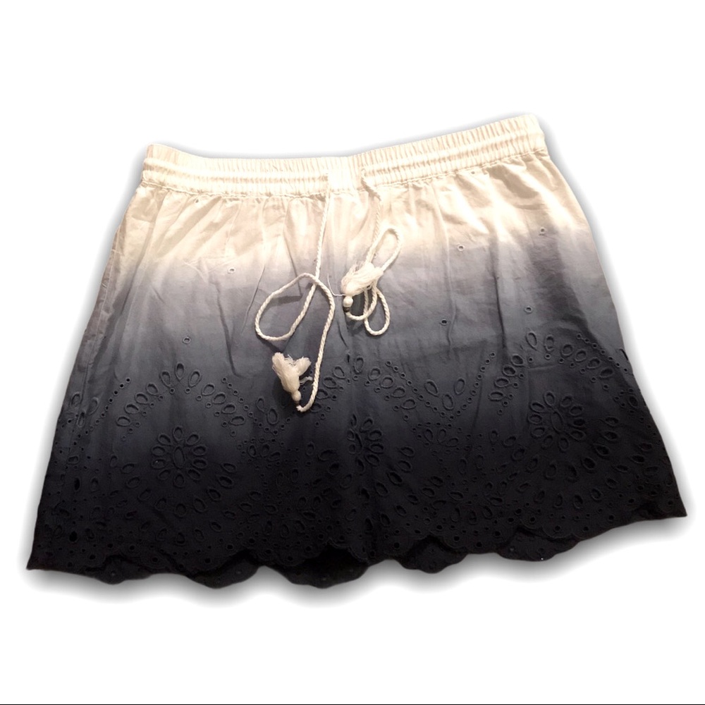 Express skirt blue and white (new)